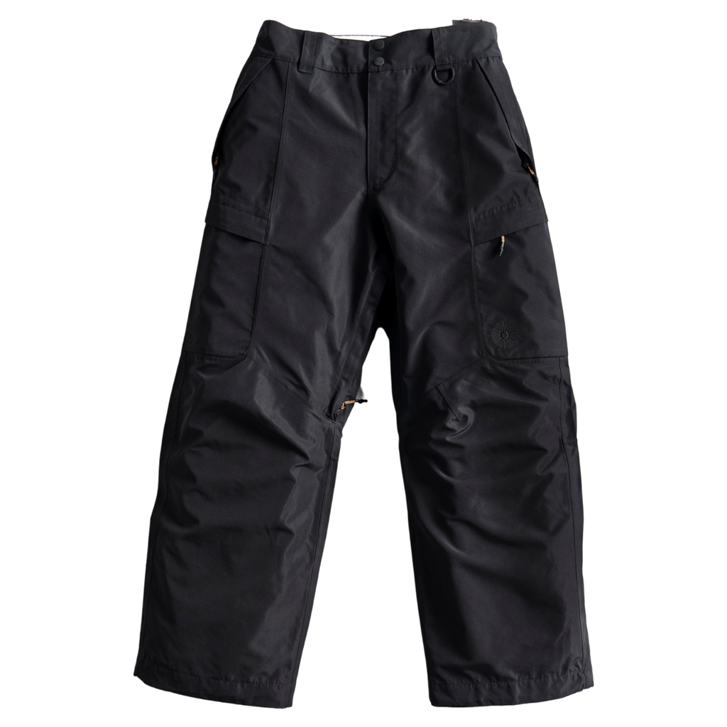 Autumn storage pant in black, front product view