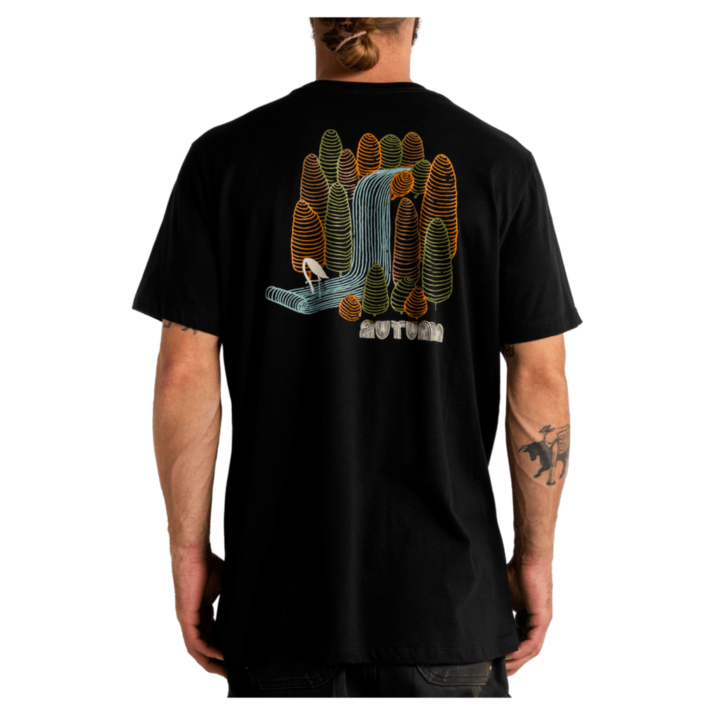 Autumn soy foliage ss tee in black, additional view