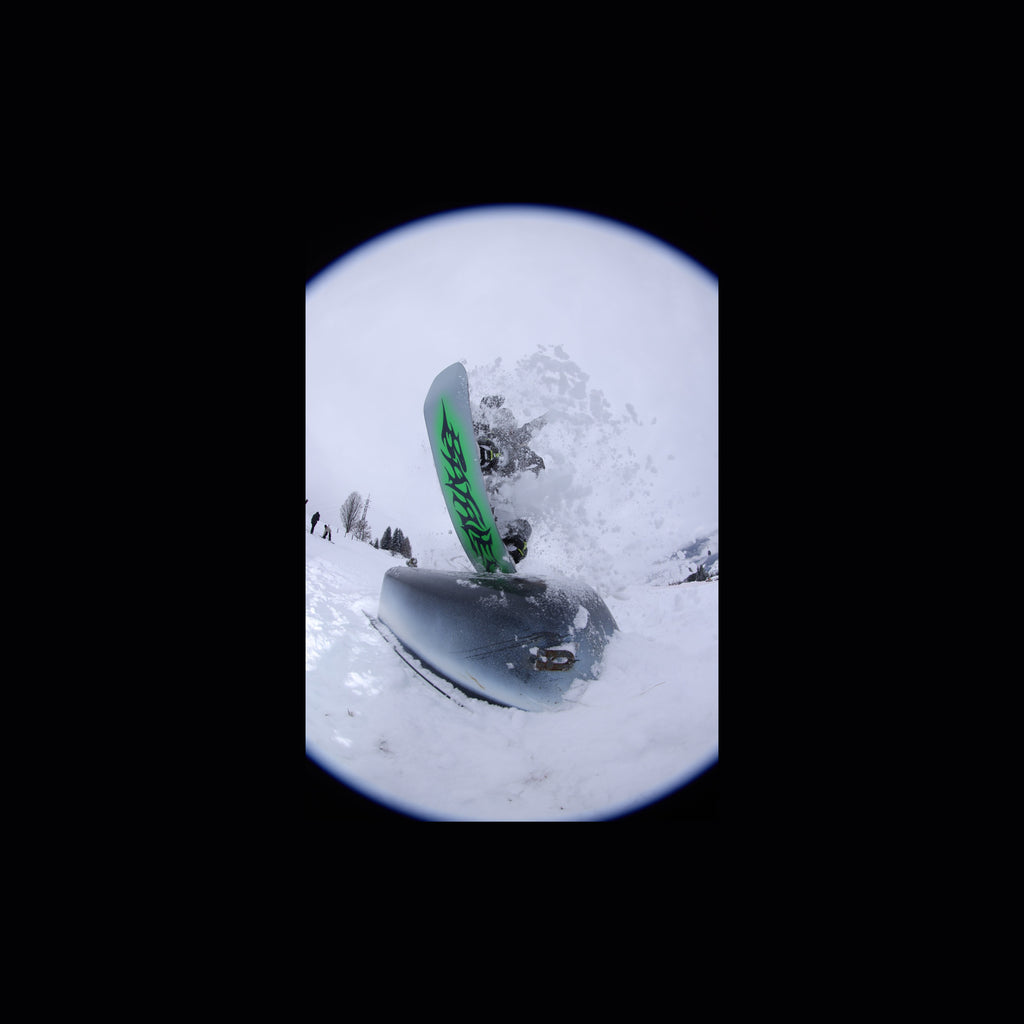 Bataleon Men's Stereo Snowboard 2026/27 — park rail action