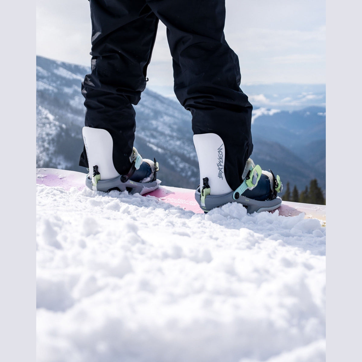 Bataleon Women's Ghost FASE Snowboard Bindings - matching product detail or lifestyle photo