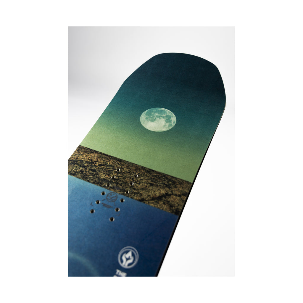 CAPiTA D.O.A. 2027 topsheet nose graphics close-up