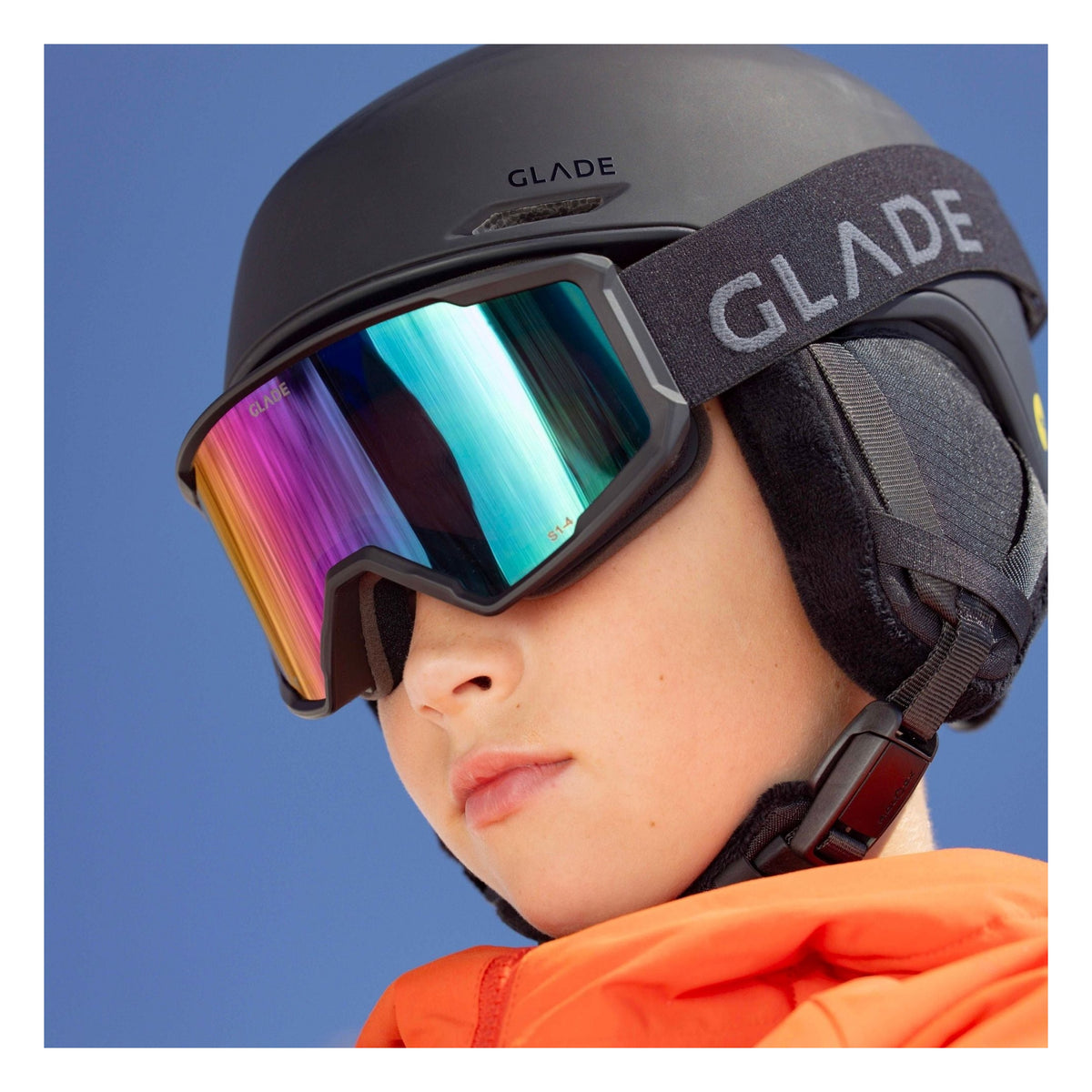Glade Divide Youth Ski & Snowboard Goggles 2026/27 Matte Black / Green lifestyle photo