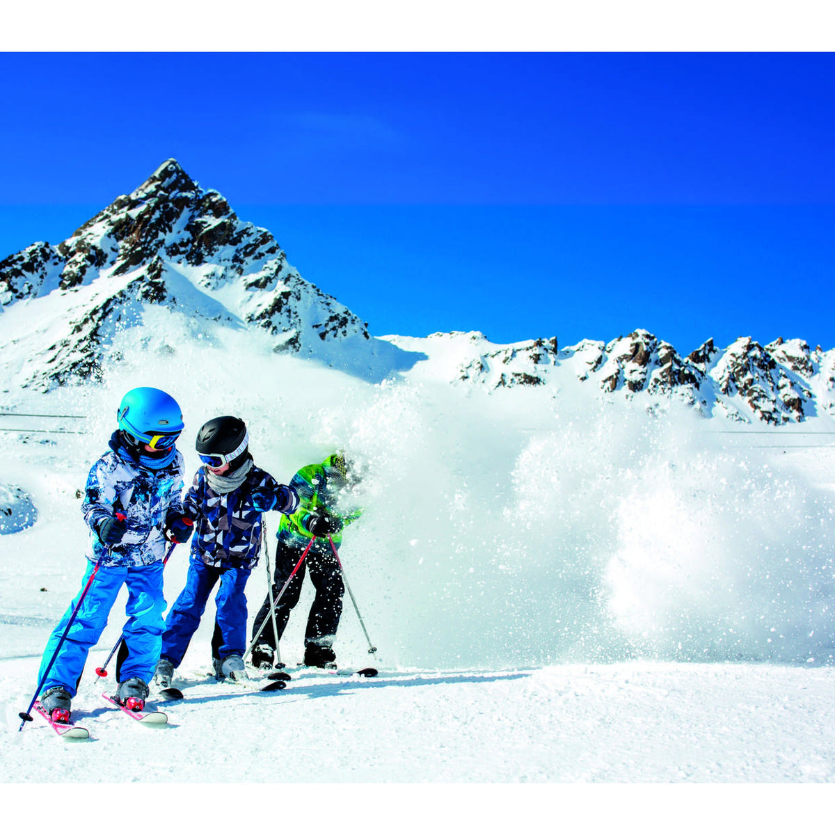 Roxa Sonic 4 Alpine Anthracite Black junior skiing lifestyle