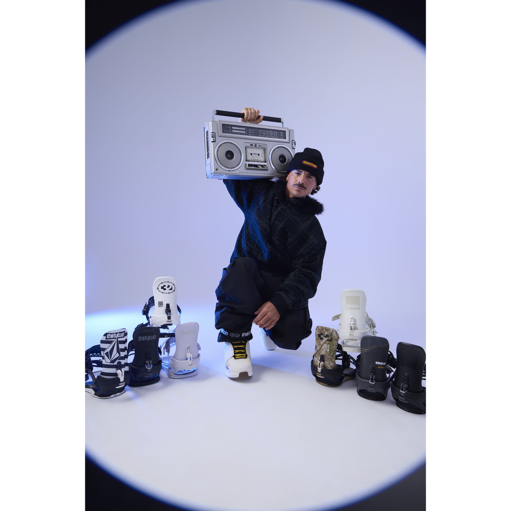 ThirtyTwo 2026/27 2627 Bindings Marketing Image