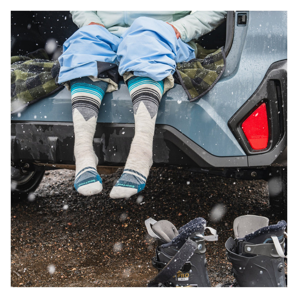 Smartwool, Women's Ski Pattern Over The Calf Socks, product view 3